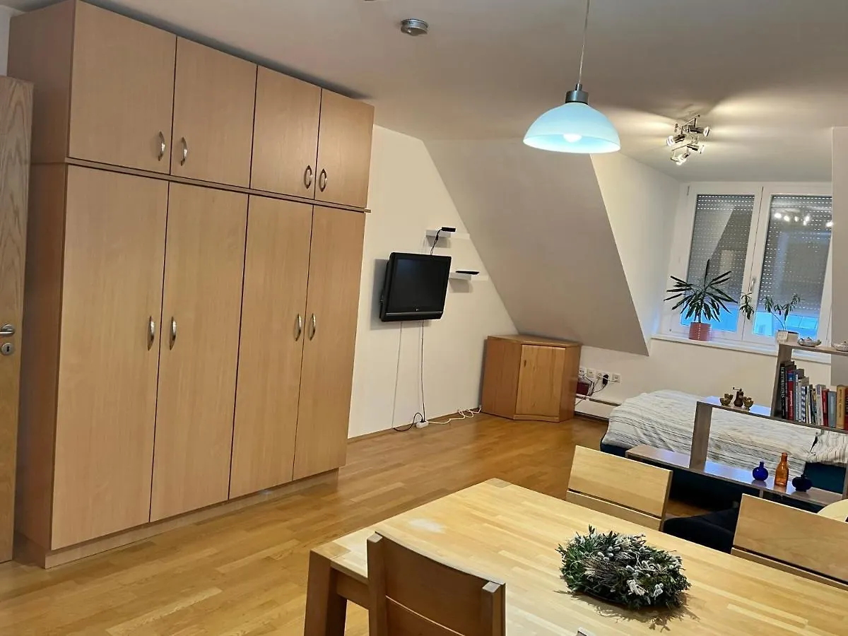 Lägenhet Charmantes Appartement - Muenchen Tyskland